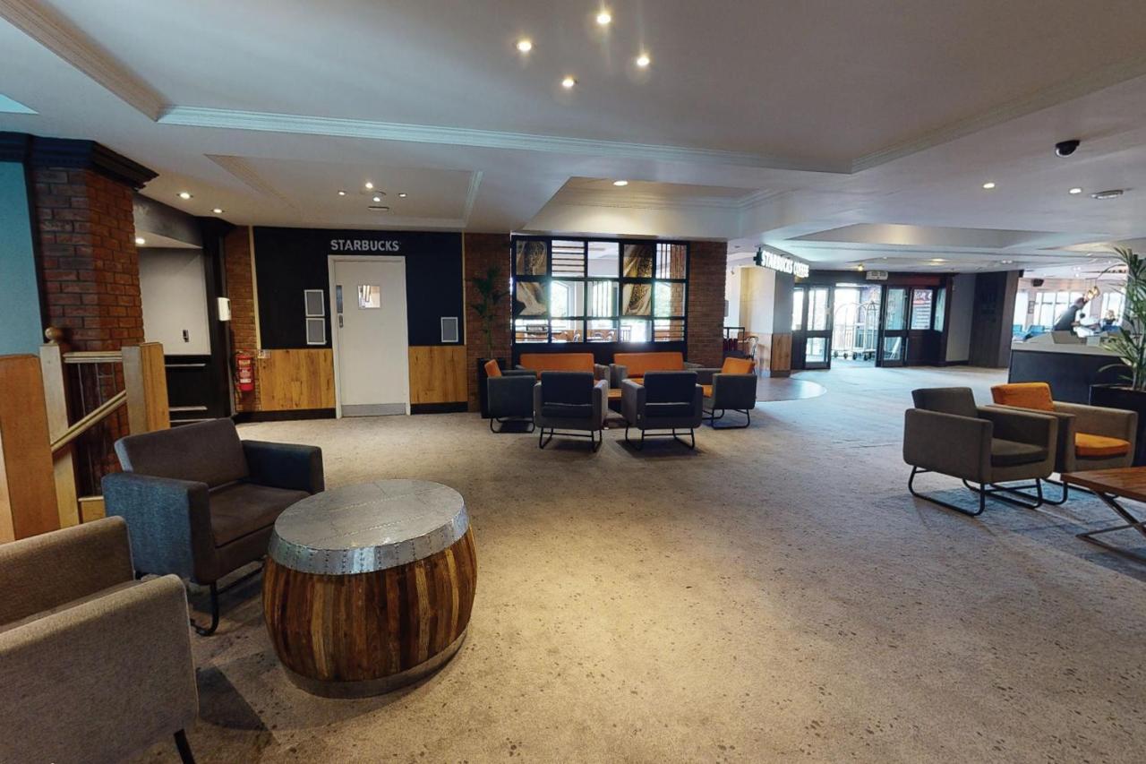 Village Hotel Nottingham Beeston  Kültér fotó