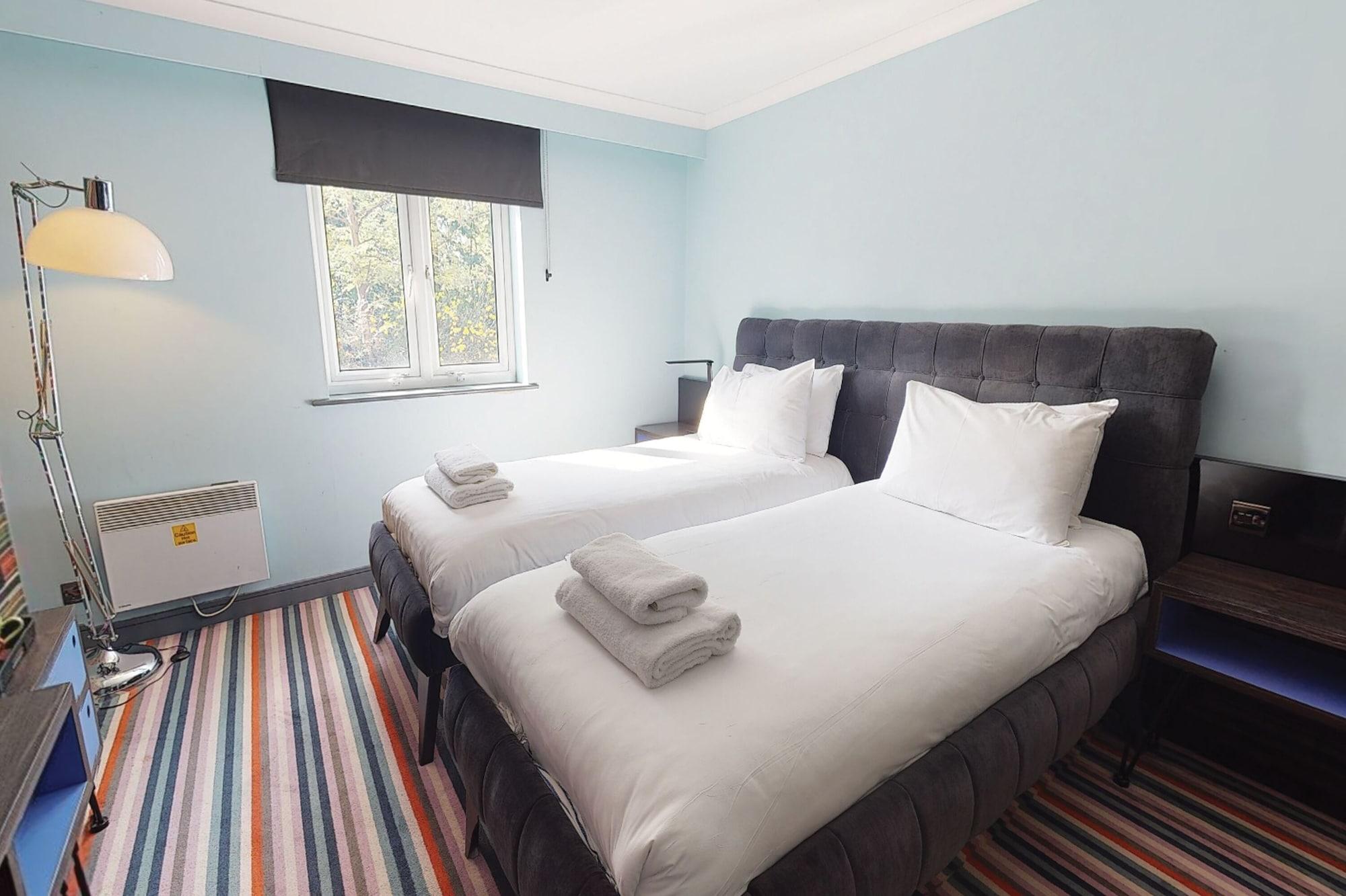 Village Hotel Nottingham Beeston  Kültér fotó