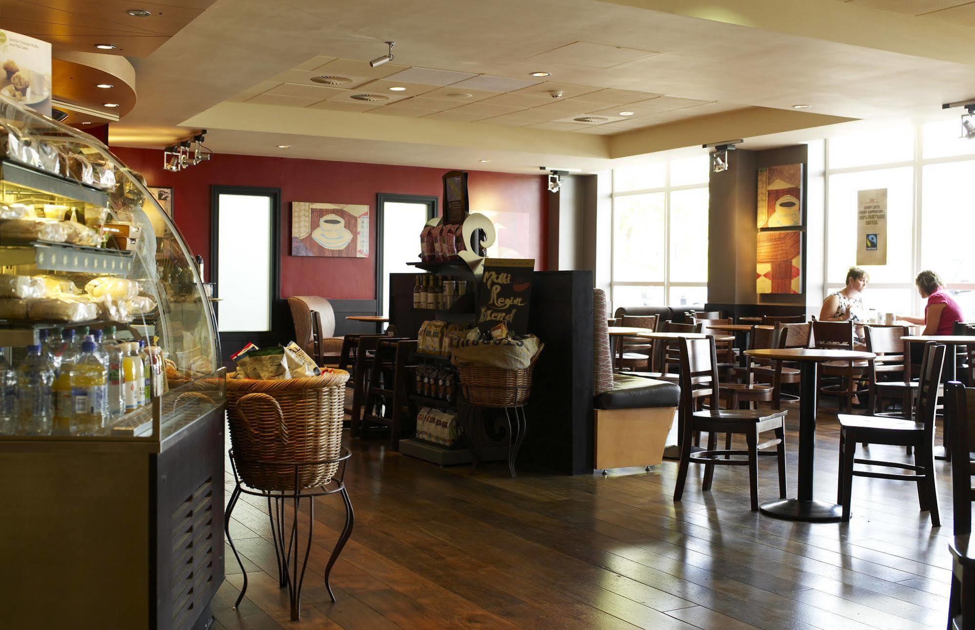 Village Hotel Nottingham Beeston  Kültér fotó