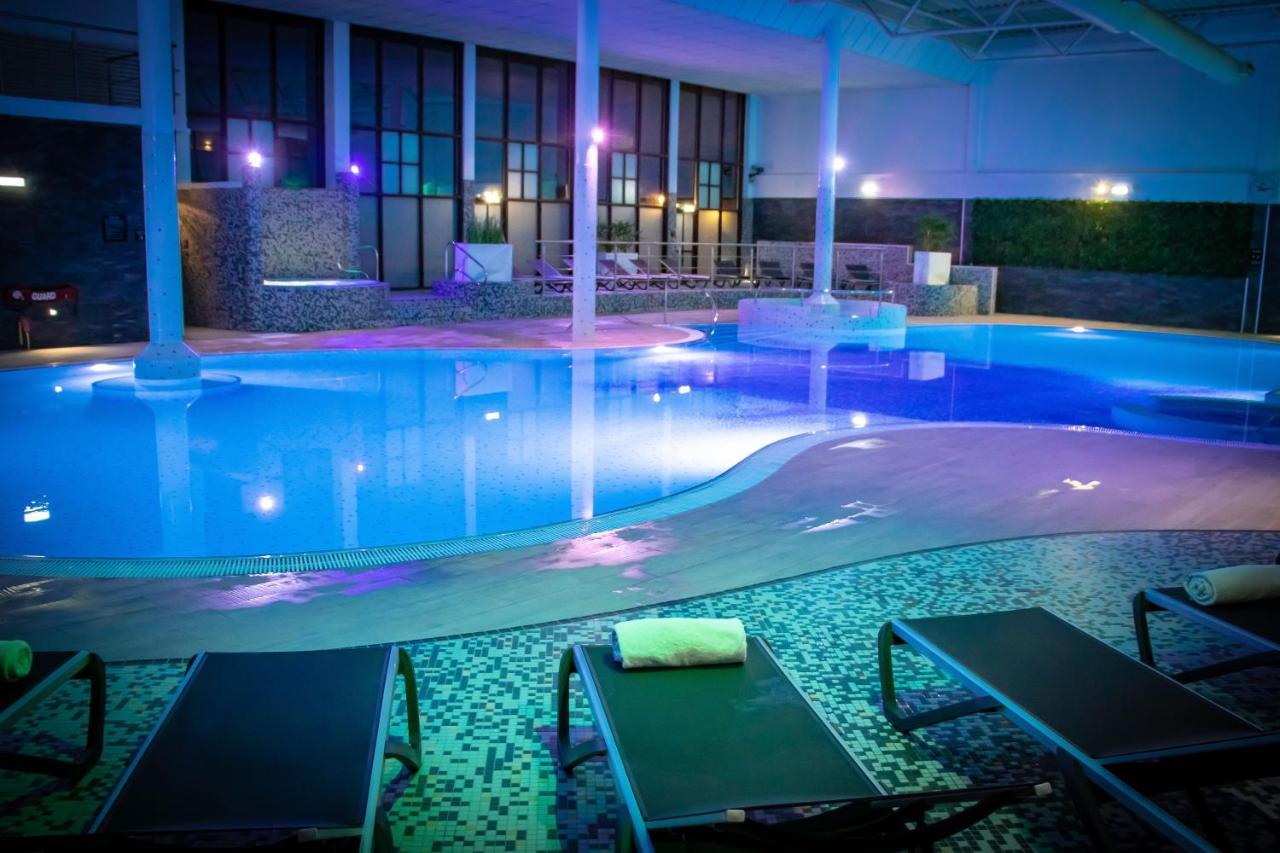 Village Hotel Nottingham Beeston  Kültér fotó